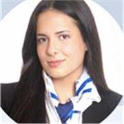 Profesora de inglés con nivel avanzado C1, con ganas de dar clase a niños o jóvenes.