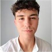 Profesor particular de instituto y bachillerato científico, enseño desde Química y Matemáticas hasta Biología e Historia