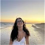 Mi nombre es María y soy técnica superior en Marketing y publicidad. También se me dan genial las matemáticas!!