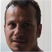 Ingegnere Informatico impartisce lezioni per studenti Universitari e delle Superiori