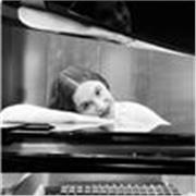 Clases de piano en Ferrol, lenguaje musical, preparación de pruebas de acceso y pianista acompañante