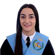 ¡Hola! Soy Maestra y ofrezco clases particulares de todas las asignaturas para el alumnado de Infantil y Primaria. Además, ofrezco clases de inglés para todos los niveles de Educación Secundaria. Cuento con el nivel C1 en inglés