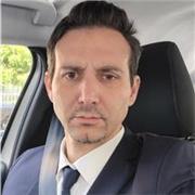 Offro tutoraggio completo a studenti/esse della secondaria di primo grado, secondo grado.