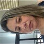 Professora de português para alunos falantes da língua espanhola