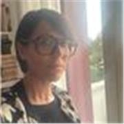 Docente di Filosofia e Scienze Umane con decennale esperienza nell’insegnamento, offre lezioni online.