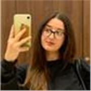 Connecting people through language — English and Italian taught with care and expertise. 