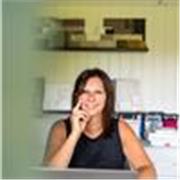 Profesora de inglés e italiano nativo ofrece clases online para niños y adolescentes en Valencia — método claro y resultados