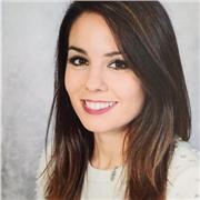 Maestra de educación primaria con mención en inglés da clases de inglés así como también de las asignaturas relacionadas con educación primaria