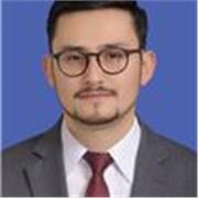 Abogado egresado con conocimientos en derecho constitucional colombiano