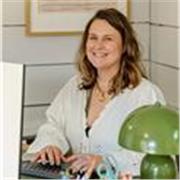 Gérante d'une agence de communication et formatrice depuis 2020, je donne des cours sur le marketing, la communication, WordPress 