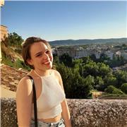 Profesora de Lengua imparte clases