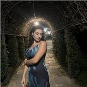 studentessa all’università di palermo offre aiuto compiti per bambini di scuole elementari e medie