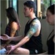 Alineación, intención y sonido en una sola práctica.

Mi propuesta combina la disciplina del Ashtanga y la dinámica del Vinyasa