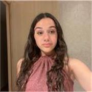 Estudiante del primer año de filología inglesa y ofrezco clases tanto online como presenciales a alumnos de todos los niveles.