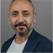 Ich möchte Menschen jeden Alters Türkisch als Zusatzunterricht beibringen.