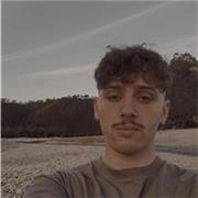 Profesor particular actualmente en 4° año de Lenguas modernas y con 6 años de experiencia.