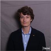Étudiant école d'ingénieur de mathématiques appliquées donne des cours en distanciel