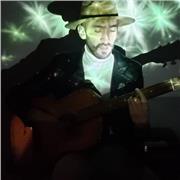 Se dictan clases de técnica vocal,piano,guitarra y teoría musical tanto online como presencial