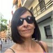 Profesora con mucha experiencia en la preparación de B1 y B2. Dinámica y empática.