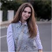 Comprometida, amante de la docencia y del aprendizaje basado en la comprensión de los procesos 