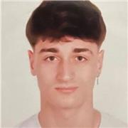 Profesor de matemáticas dedicado, capaz de potenciar el aprendizaje y con pasión por enseñar.