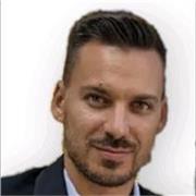 Lezioni di informatica su misura per studenti e adulti: teoria e pratica garantite