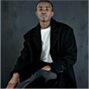 Enseignant de français expérimenté, spécialisé en ateliers interactifs et progression rapide — cours en ligne France entière.