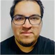 Profesor de inglés con experiencia en contextos universitarios y laborales en distintos niveles