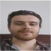 Englisch-Tutor, der Kinder und Jugendliche aller Altersgruppen unterrichtet.
