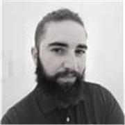 Especialista en SEO y SEM, con 6 años de experiencia.