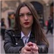 Laureata impartisce lezioni agli alunni di scuola elementare e medie. Disponibile per aiuto compiti e ripetizioni