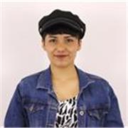 Profesora de español con diplomado en pedagogía teatral