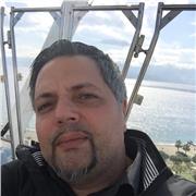 Laureato in Ingegneria esperto in matematica e geometria