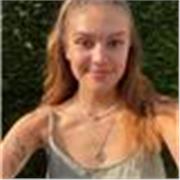 I provide affordable English lessons for those wanting to learn the language, while prioritising exceptional grammar and spelling