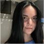 Soy filologa hispanica y profesora de lengua castellana. Doy clases de humanidades a todos los niveles educativos desde primaria hasta pruebas de acceso y universidades
