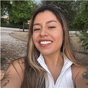 ¡Hola! Soy Grace Moren, profesora de lengua castellana con experiencia en clases particulares para niños y adultos.