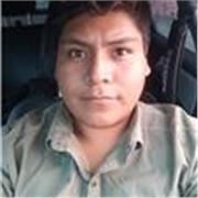 Ingeniero imparte clases de matemáticas a niños y adolescentes de todas las edades