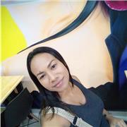 Profesora de apoyo para estudiantes de la universidad nacional abierta y a distancia