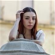 He trabajado de canguro durante 4 años, se me da bien escuchar, soy servicial y empática, siempre trato de ayudad a los demás.