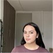 Maestra de matemáticas con experiencia con niños y adolescentes