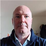 Enseignant irlandais. Je peux offrir une préparation globale au travail en anglais, aux voyages et aux études anglophones