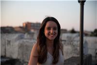 Studentessa di turismo con certificato c1 di spagnolo offre lezioni e conversazione in lingua