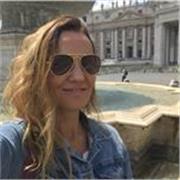 Madre lingua spagnola offre ripetizioni e lezioni