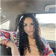 donne des cours dans toutes les matières pour tout niveau de primaire et jusqu’à la 6eme 