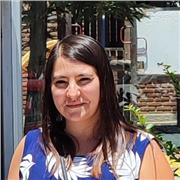 Clases particulares todas las asignaturas, enseñanza básica. Apoyo escolar y en hábitos de estudio. Preparación de exámenes. Disponibilidad completa enero y febrero. Disponible jornada AM desde marzo