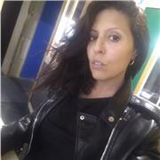 Je serais heureuse de vous apprendre à réaliser de belles œuvres.