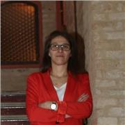 Grande attitudine all'insegnamento frontale nelle maniere umanistiche. Pazienza, precisione, polso fermo ma anche ironia :)