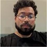 Licenciado en Fisica mencion Cs Naturales y estudiante de último año de pedagogía en Fisica y mencion Cs Naturales