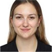 Studi inglese da anni ma quando devi usarlo ti blocchi?
Succede spesso, e di solito non è mancanza di impegno, ma un metodo che no