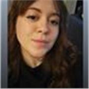 Studentessa di lingue disponibile per ripetizioni di grammatica e letteratura inglese